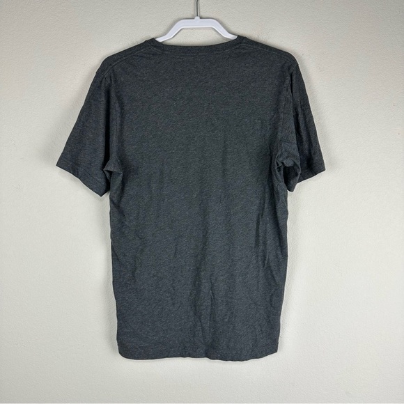 Travis Mathew Gray Golf Club Golfing Short Sleeve Pima Cotton Tee Shirt Medium - Picture 3 of 5